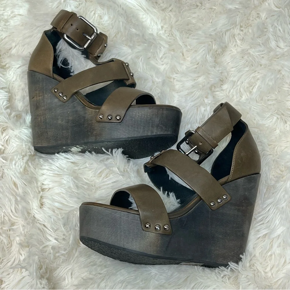 AllSaints Rotchko Strappy Wedge
